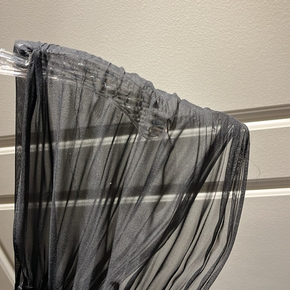 Black Halo mini dress, size 6 - Picture 5 of 6